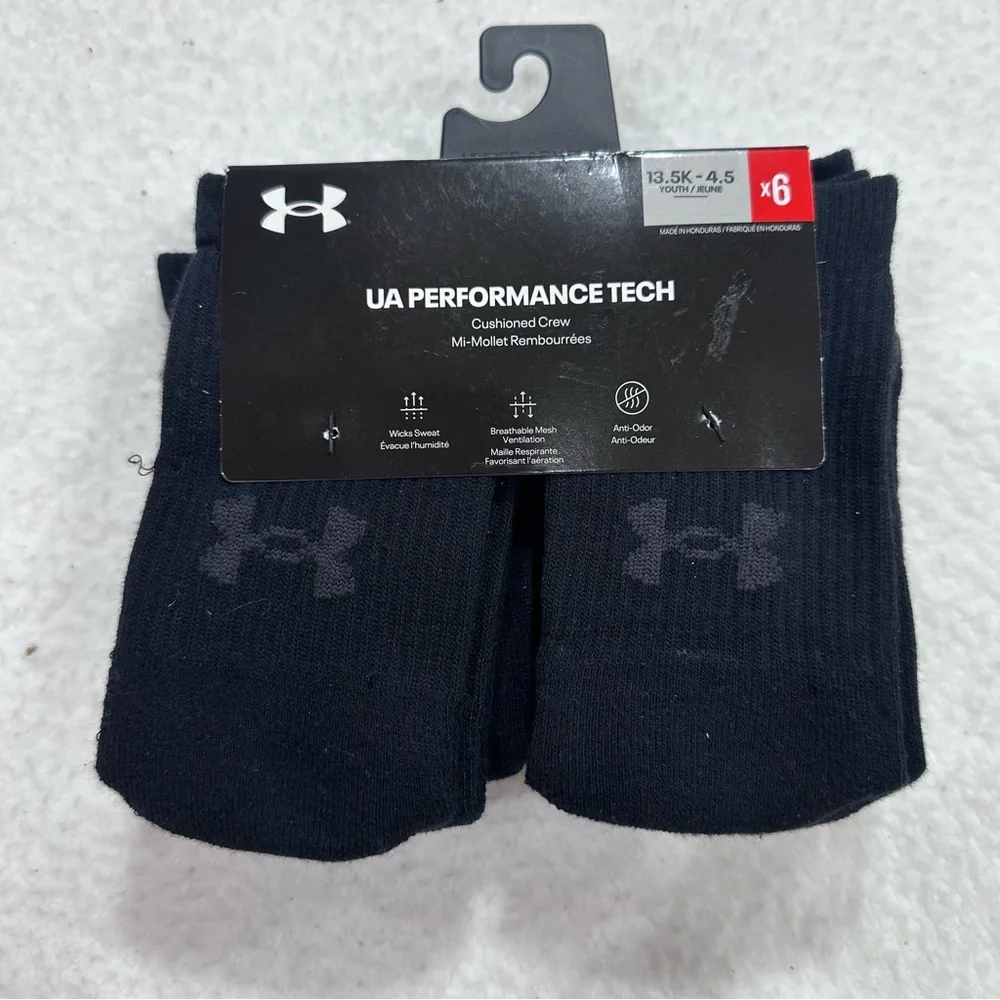 Boys Black Under Armour Socks